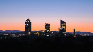 photographe d'architecture du coucher de soleil sur les tours part dieu à Lyon