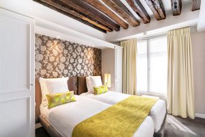 photographe freelance de chambre d'hôtels de luxe parisiens
